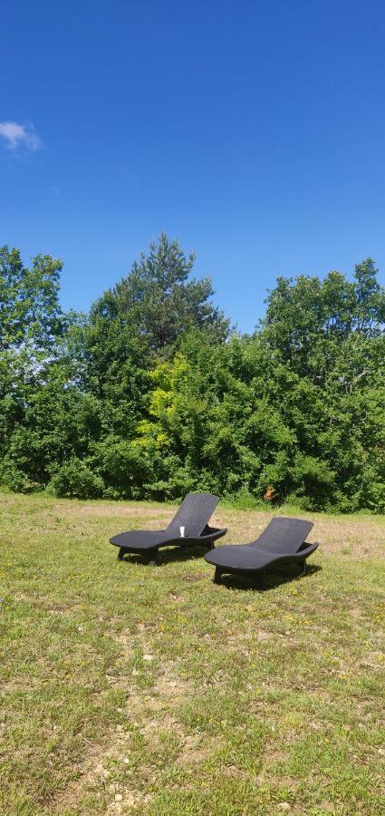 Le Montat Chez Fanny - Les Tuileries - Gite 1-4 Pers. Avec Jardin Privatif - Proche Cahors المظهر الخارجي الصورة