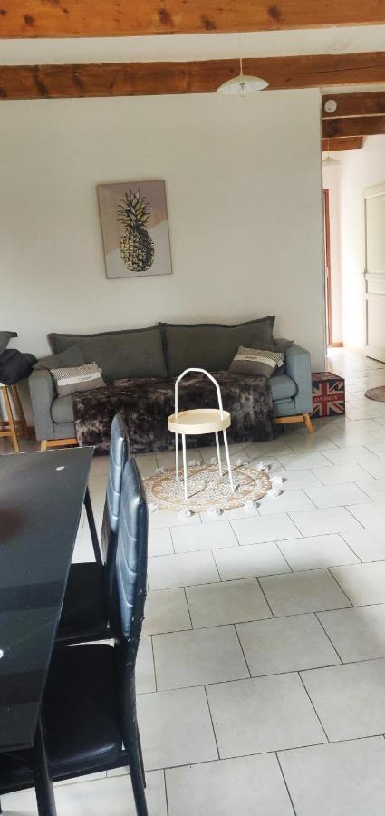 Le Montat Chez Fanny - Les Tuileries - Gite 1-4 Pers. Avec Jardin Privatif - Proche Cahors المظهر الخارجي الصورة